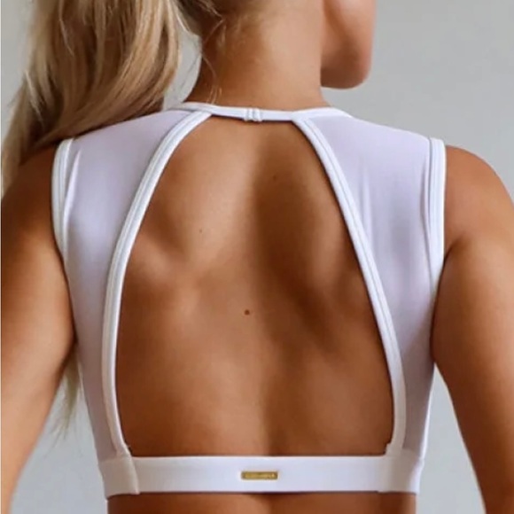 Cleo Harper: OXYENTA BRALET - Picture 2 of 13